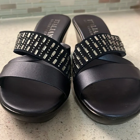 ON HOLD Navy blue Italian Shoemakers wedge slide sandals - Picture 3 of 9